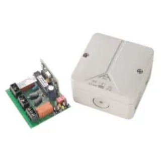 Récepteur de télécommandes...