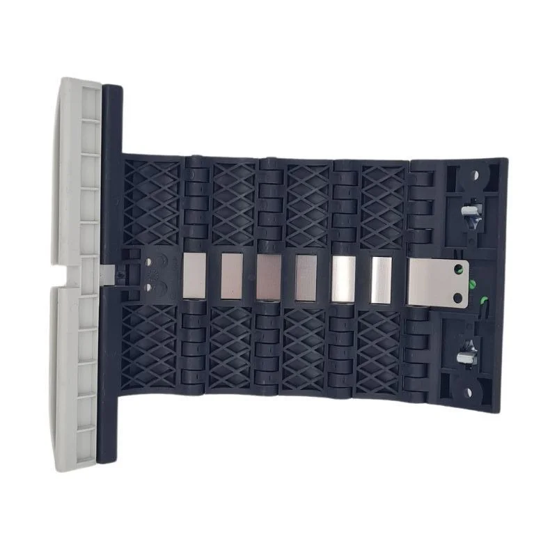 Vue de dessous d'un ressort de sécurité renforcé pour porte de garage Novoferm NFF13563 Vue de dessous d'un ressort de sécurité renforcé pour porte de garage Novoferm NFF13563