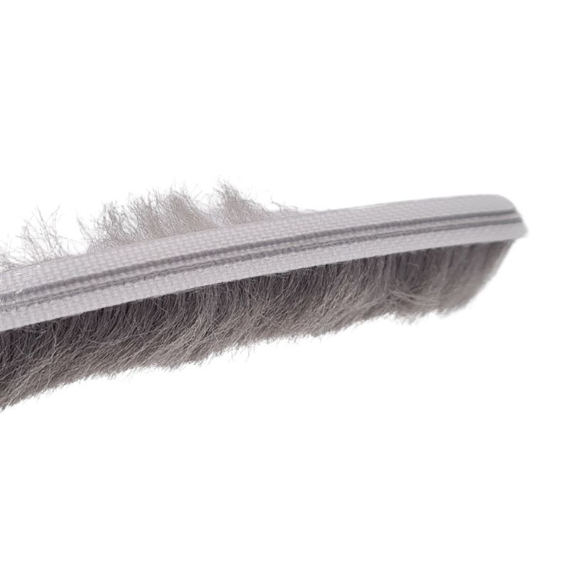 Joint brosse bas pour une porte de garage ISO 45 latérale NFF21244