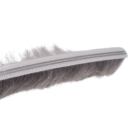 Joint brosse bas pour une porte de garage ISO 45 latérale NFF21244 Joint brosse bas pour une porte de garage ISO 45 latérale NFF21244