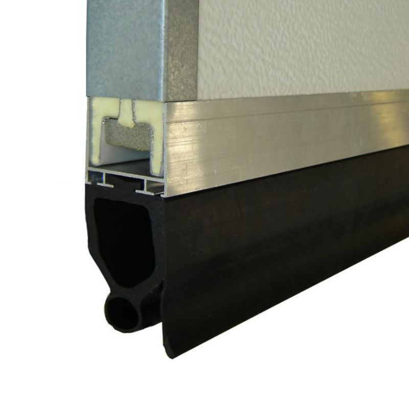 Installation joint bas de porte sectionnelle Gypass