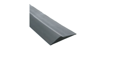 Joint de seuil pour porte de garage sectionnelle