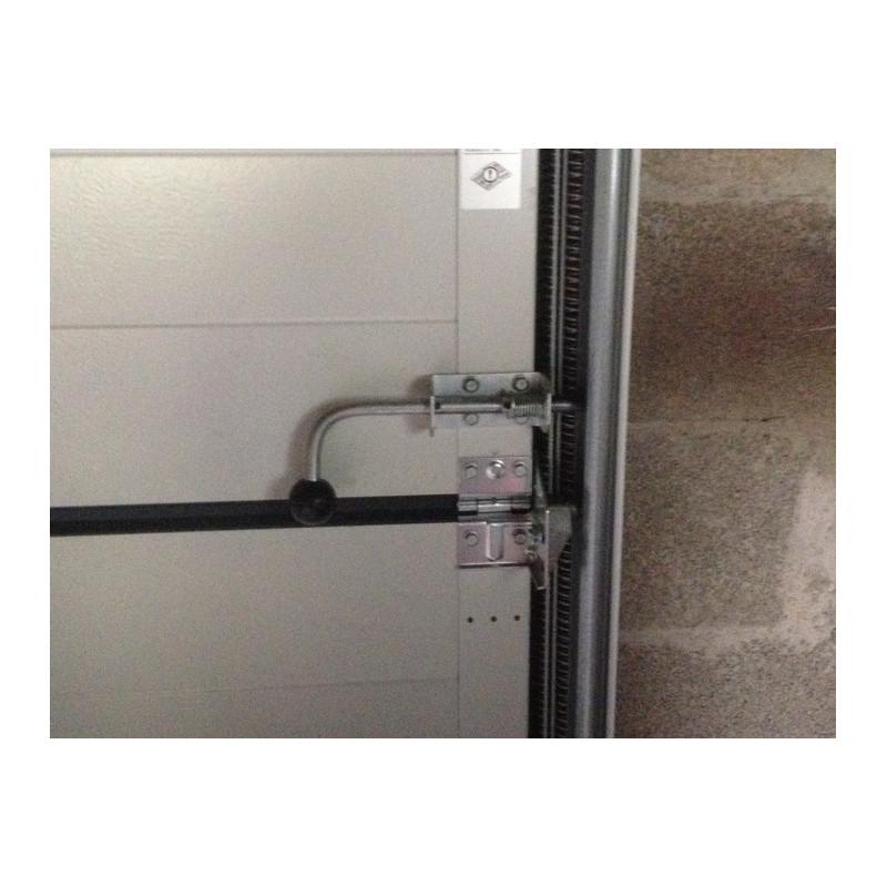 mise en situation d'un verrou Latéral pour Porte de garage sectionnelle f304