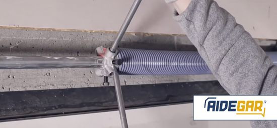 Remplacement d'un ressort de torsion